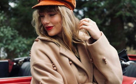 Taylor Swift - RED (Taylor's Version)